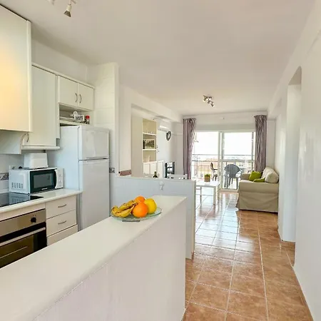 Edif Miami, 350m To The Beach, Views, Pool 네르하