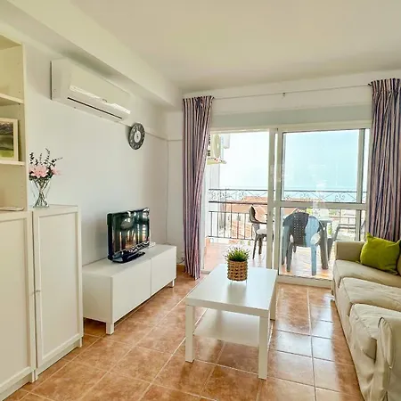 Апартаменты Edif Miami, 350m To The Beach, Views, Pool Нерха